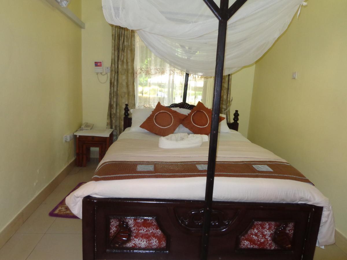 Cba Hotel Tanga Luaran gambar