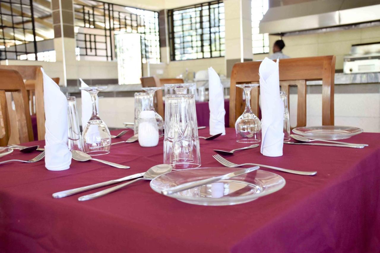 Cba Hotel Tanga Luaran gambar
